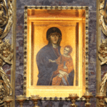 Nota Doutrinal sobre os títulos Marianos: Mãe do Povo Fiel, não corredentora