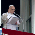 Papa no Angelus: Libertar o coração do egoísmo, materialismo e violência